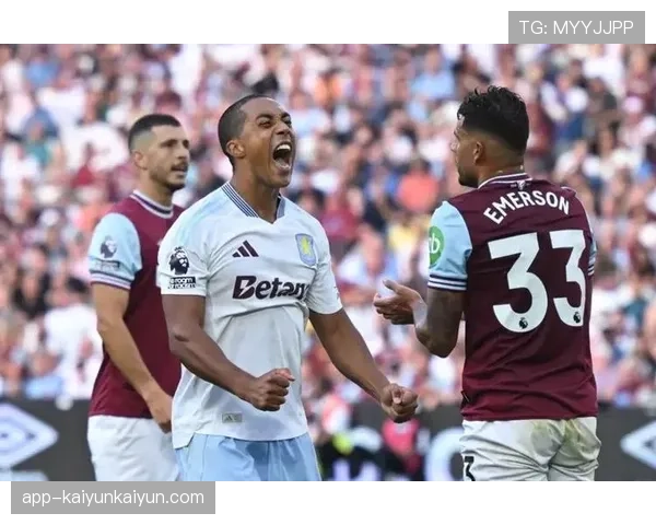 维拉对阵西汉姆联比赛因看台突发医疗事件中断15分钟